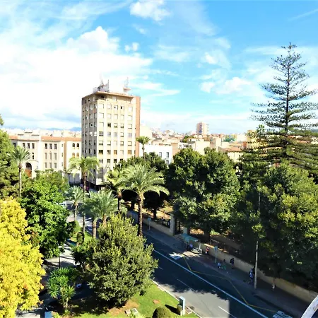 Atico En Plaza Espana Апартаменты