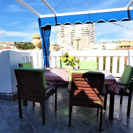 Atico En Plaza Espana * Аликанте
